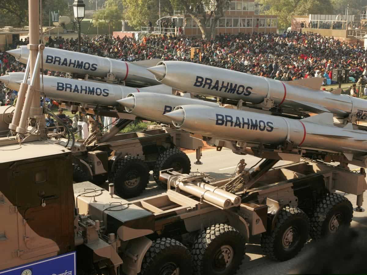 200 ब्रह्मोस मिसाइल से मजबूत होगी इंडियन नेवी, 19 हजार करोड़ रुपए के रक्षा खरीद सौदे को मिली मंजूरी