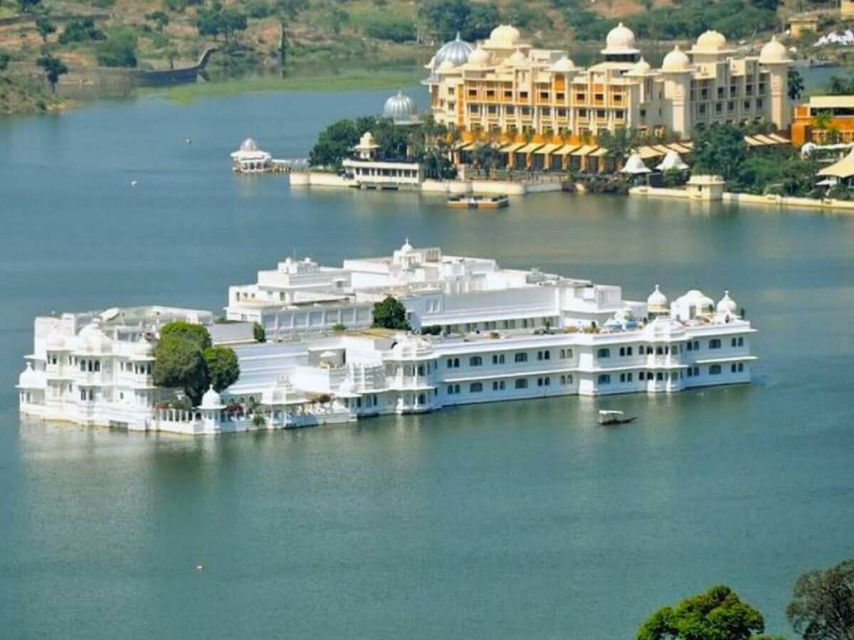 Venice of the East कहलाता है ये शहर, बेहद किफायती दामों में IRCTC करा रहा है टूर...पैकेज सिर्फ 6,285 से शुरू