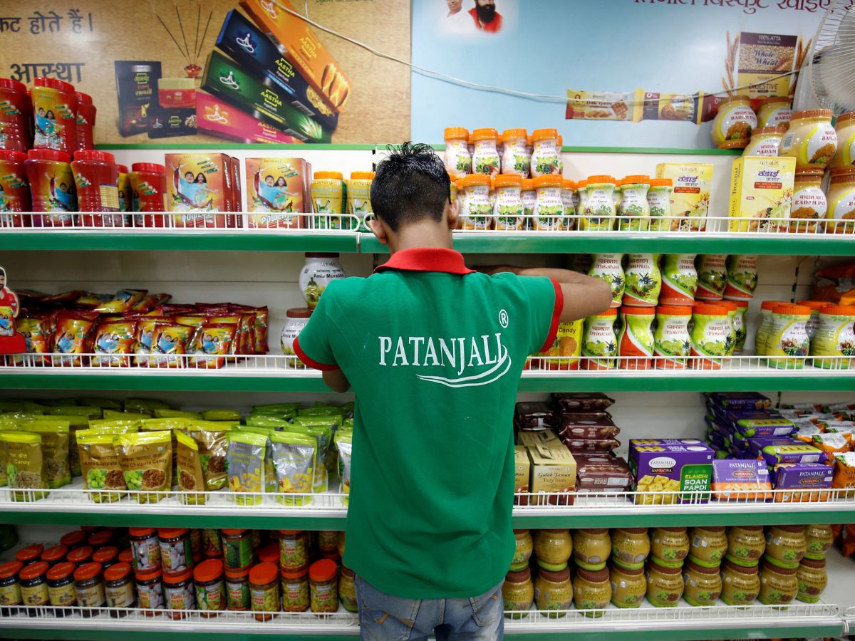 स्वामी रामदेव की कंपनी पतंजलि को सुप्रीम कोर्ट ने भेजा अवमानना नोटिस, गुमराह करने वाले विज्ञापनों पर लिया एक्शन