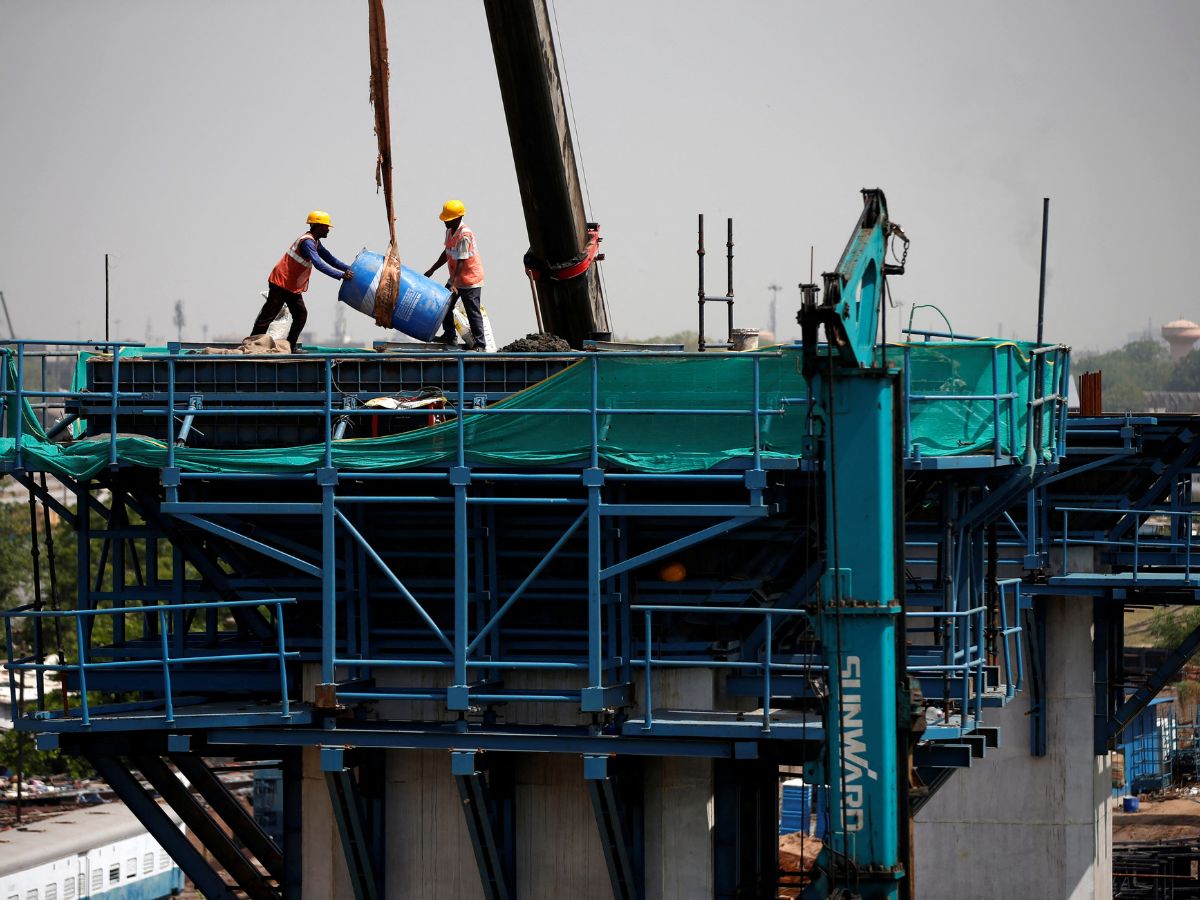 जापान और UK में मंदी के बीच भारत के लिए राहत या टेंशन? SBI ने Q3 के लिए GDP Growth Rate का दिया अनुमान