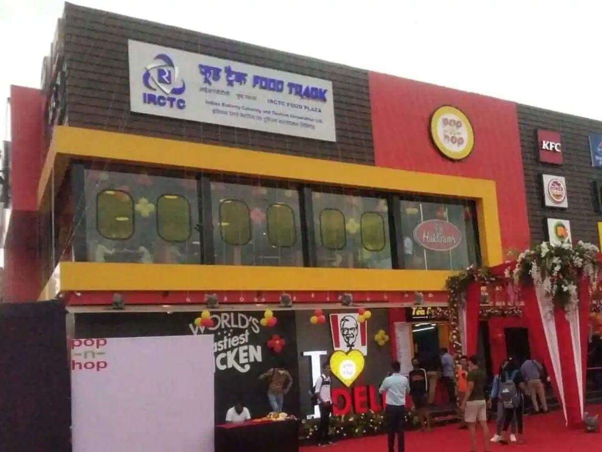 इन 150 स्टेशनों में मिलता है सबसे साफ खाना, FSSAI ने दिया Eight Right Station सर्टिफिकेट