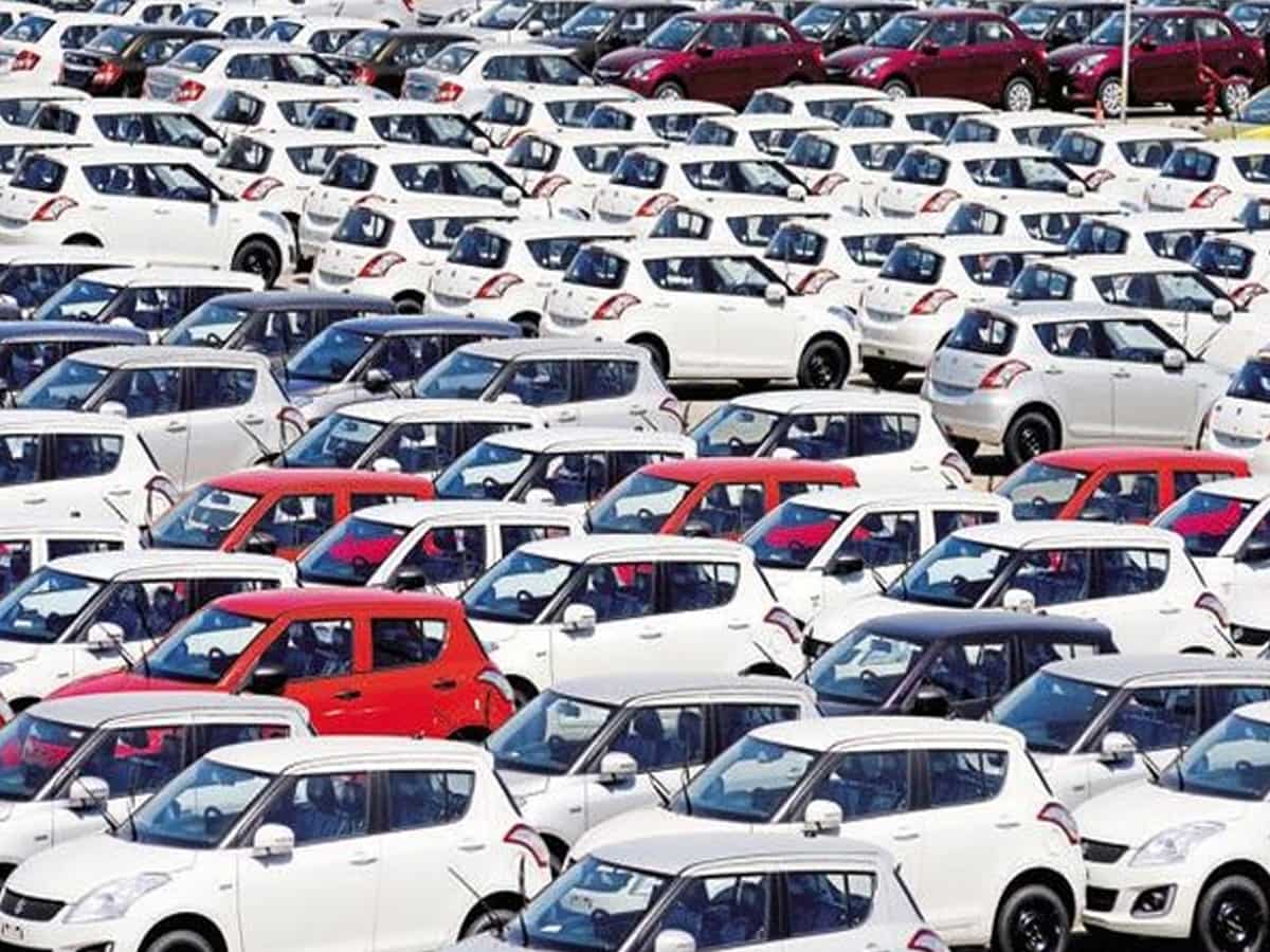 भारत में तेजी से बढ़ रहा पुरानी कारों का बाजार, 10 साल में हो जाएगा ₹8 लाख करोड़ से भी बड़ा