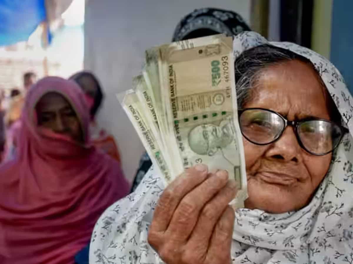 हिमाचल सरकार का बड़ा ऐलान, 18 से 80 साल की लड़कियों और महिलाओं को मिलेंगे हर महीने 1500 रुपए