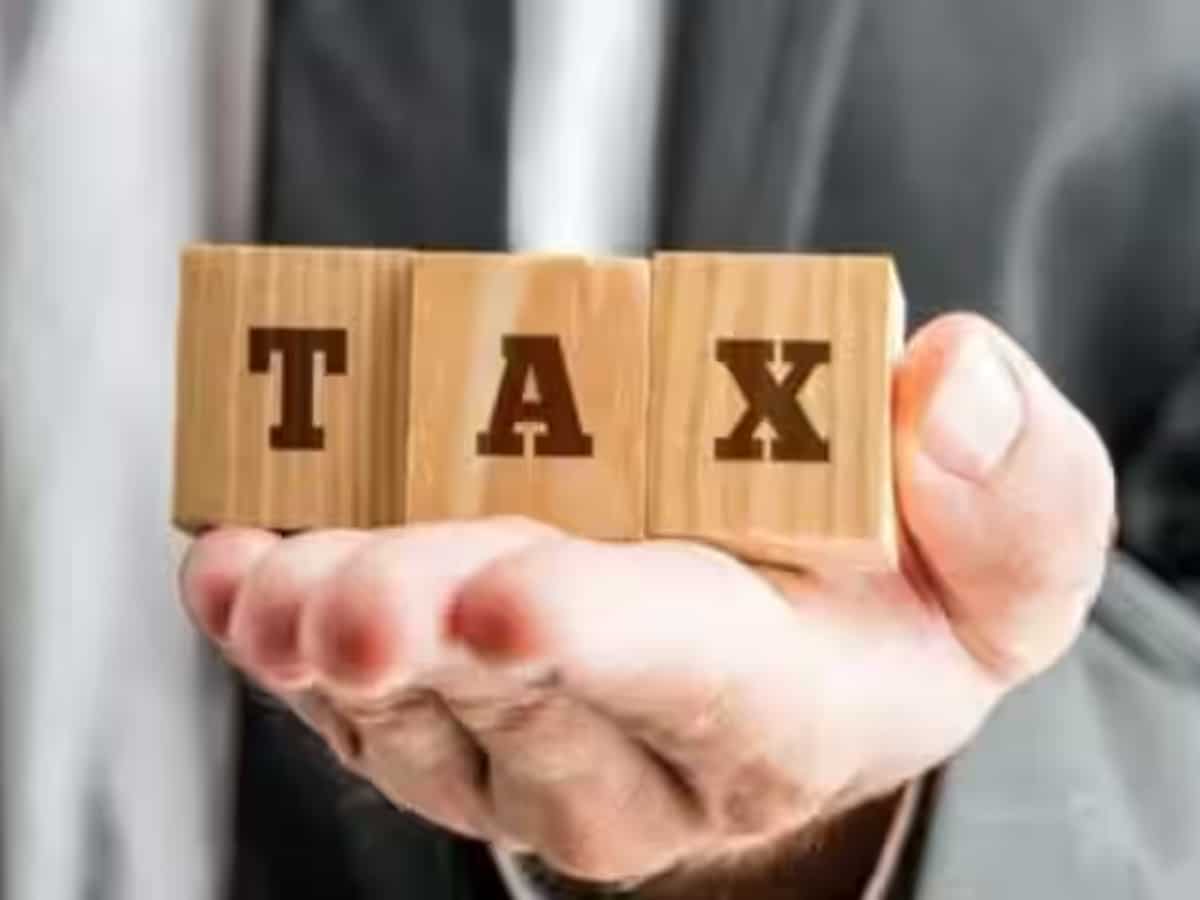 Income Tax Alert: नहीं भरा है टैक्स, तो 15 मार्च से पहले करें टैक्स का पूरा भुगतान, घर बैठे ऐसे करें फाइल