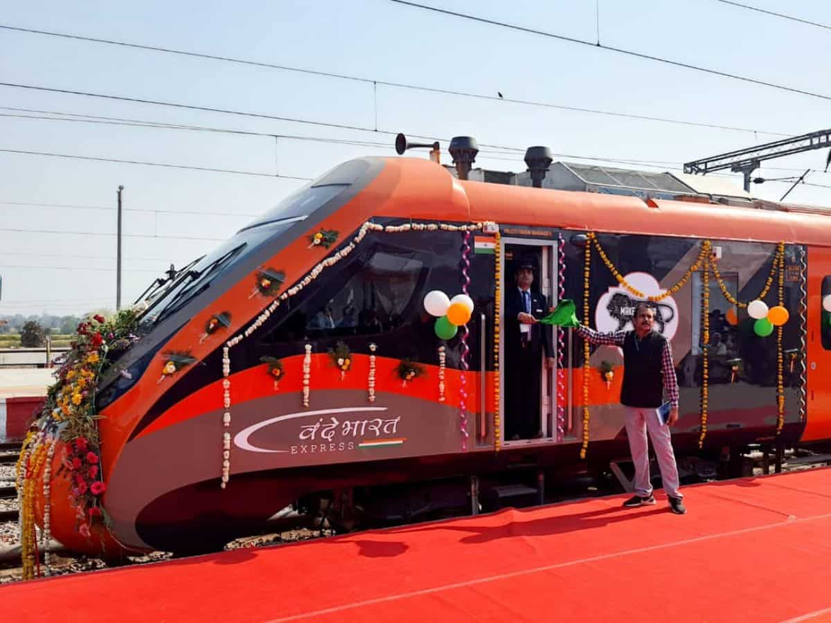 Vande Bharat: 5 साल में कितनी एडवांस हो गई है वंदे भारत ट्रेन, जानिए Vande Bharat 2.0 के खास फीचर्स
