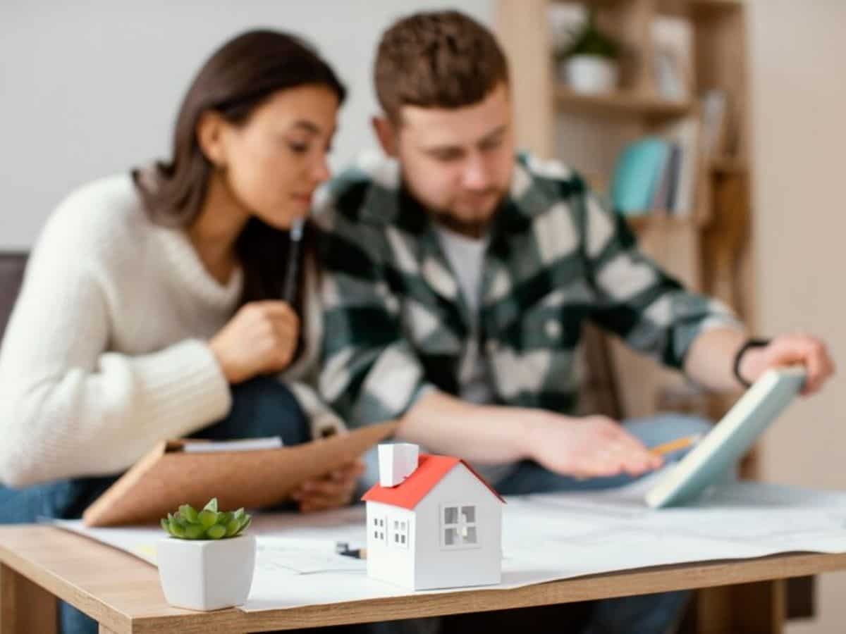 Joint Home Loan: मकान खरीदने के लिए लेंगे जॉइंट लोन तो एक-दो नहीं, कई फायदे मिलेंगे…