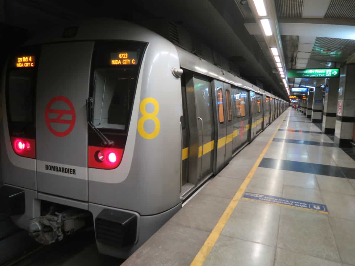 दिल्ली मेट्रो के समय में हुआ बदलाव, आज इतने बजे तक चलेगी मेट्रो, यात्रा से पहले करें चेक