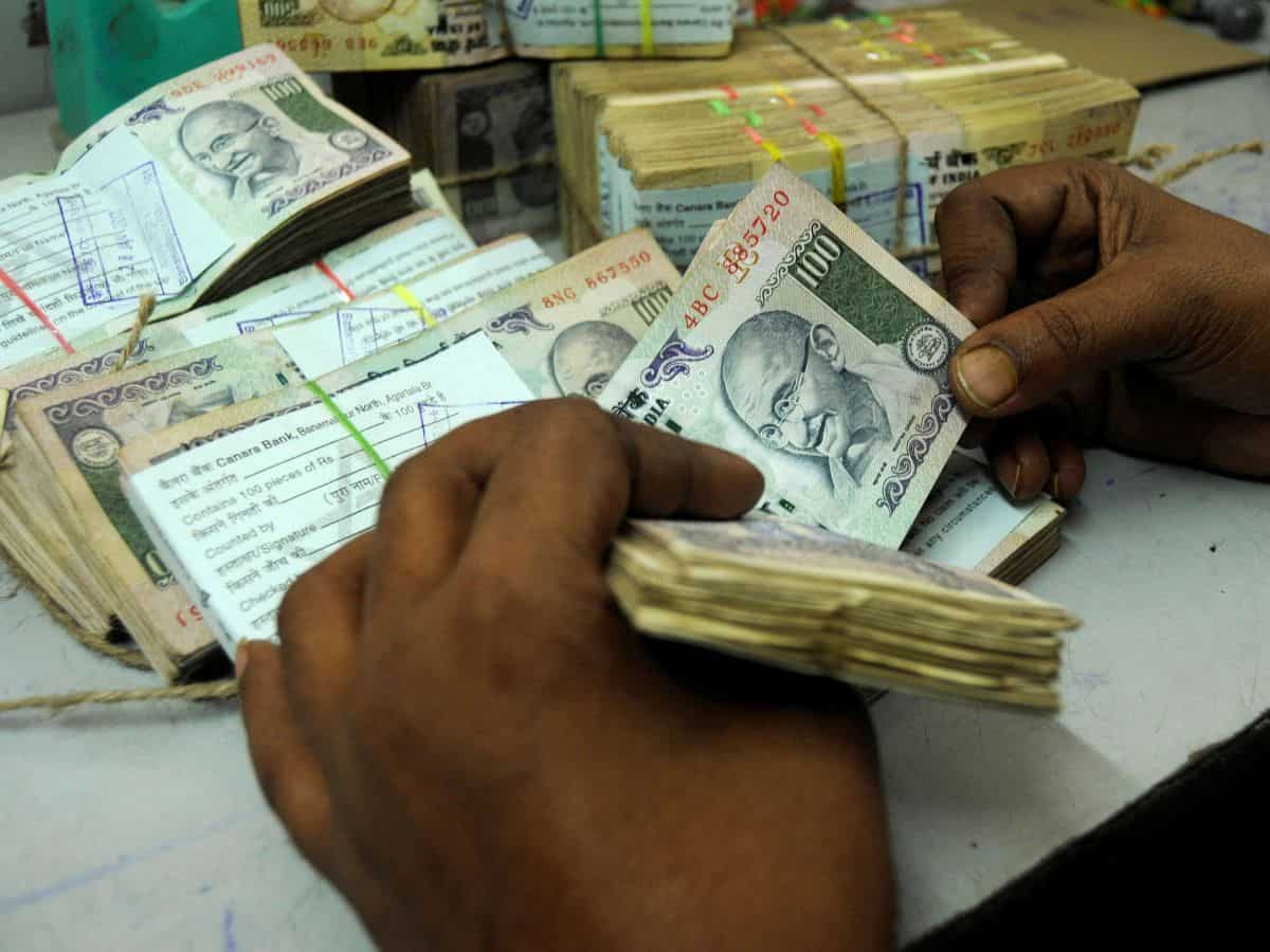 लोकसभा चुनाव 2024: ₹10 लाख से ऊपर के लेन-देन पर रहेगी नजर, नोएडा के बैंकों को जमा करानी होगी रिपोर्ट; पढ़ें पूरी खबर