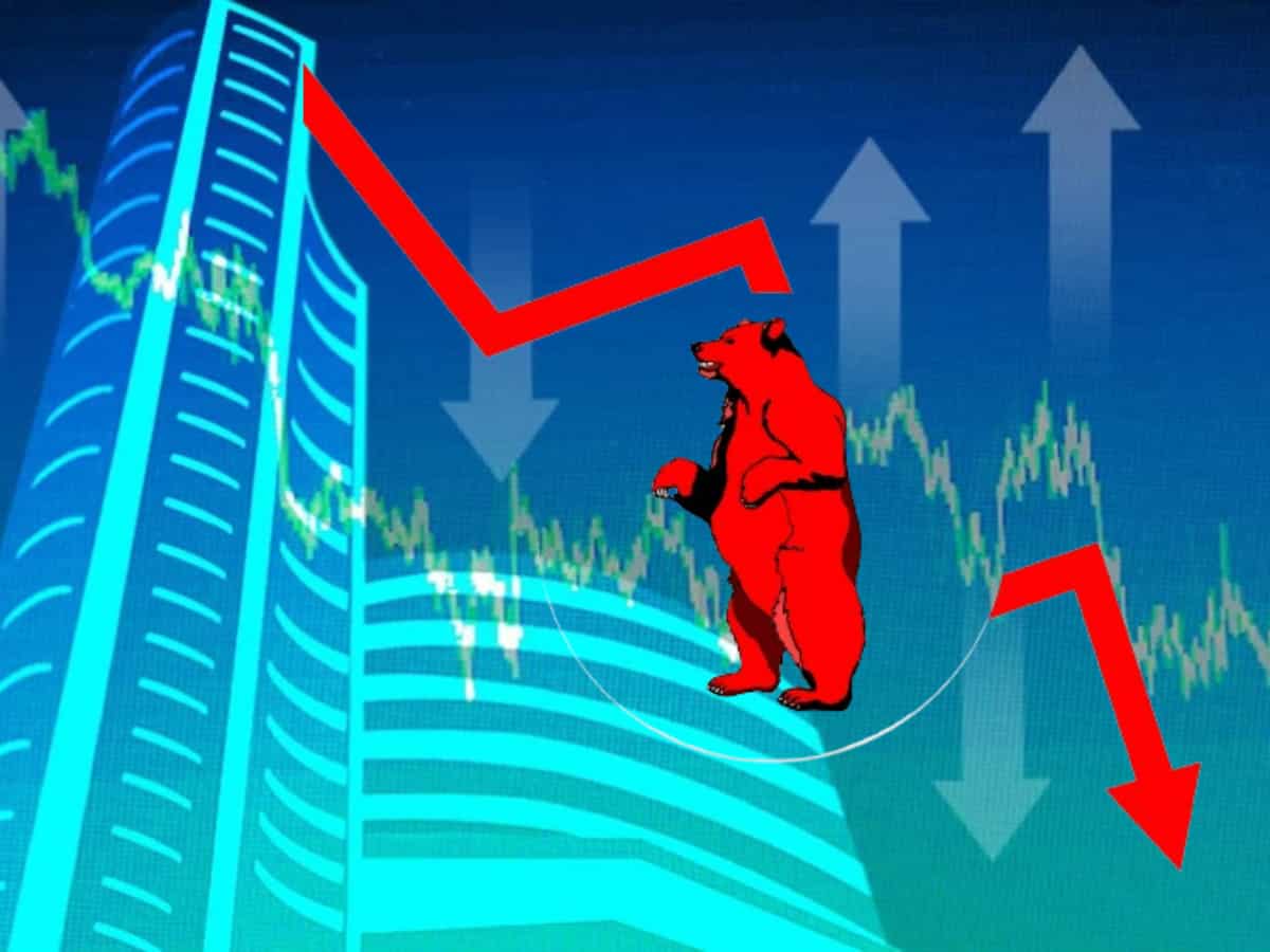 Stock Market Highlights: भारी बिकवाली के साथ बाजार बंद, सेंसेक्स-निफ्टी में 1% की गिरावट, TCS बना टॉप लूज़र