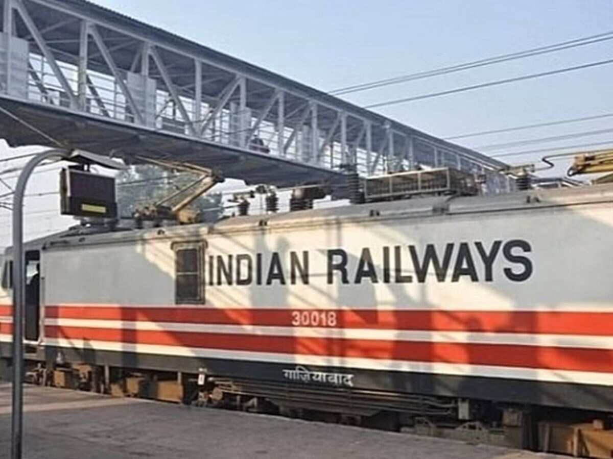 Holi Special Trains: होली पर घर जाने की टेंशन जाएं भूल, UP-बिहार सहित इन राज्यों के लिए चल रही है 540 स्पेशल ट्रेन