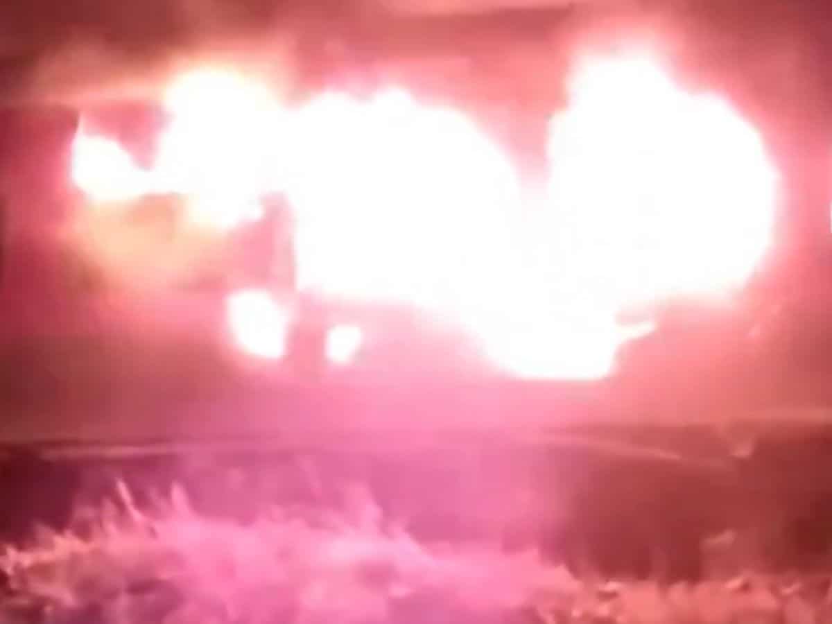 बिहार में दानापुर-लोकमान्य तिलक होली स्पेशल ट्रेन के एसी कोच में लगी आग, कई ट्रेनों के बदले गए रूट