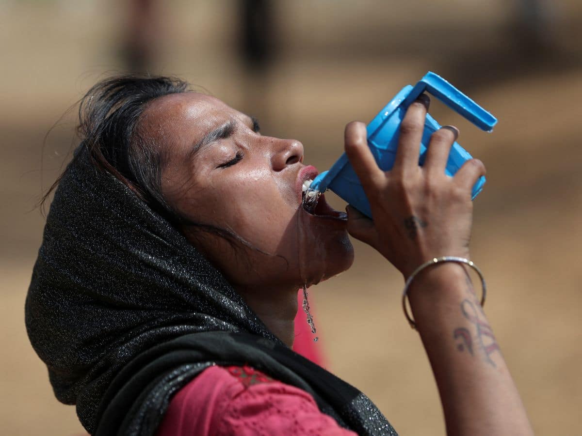 अप्रैल-जून में भीषण गर्मी झेलने को हो जाइए तैयार, IMD की चेतावनी पढ़कर हो जाएंगे पसीना-पसीना 