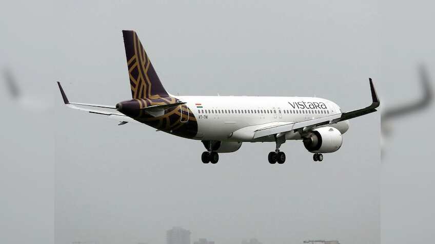 Vistara की मुश्किलें बरकरार! सैलरी विवाद पर पायलटों से मिले विस्तारा के सीईओ, फिलहाल नहीं मिला समाधान