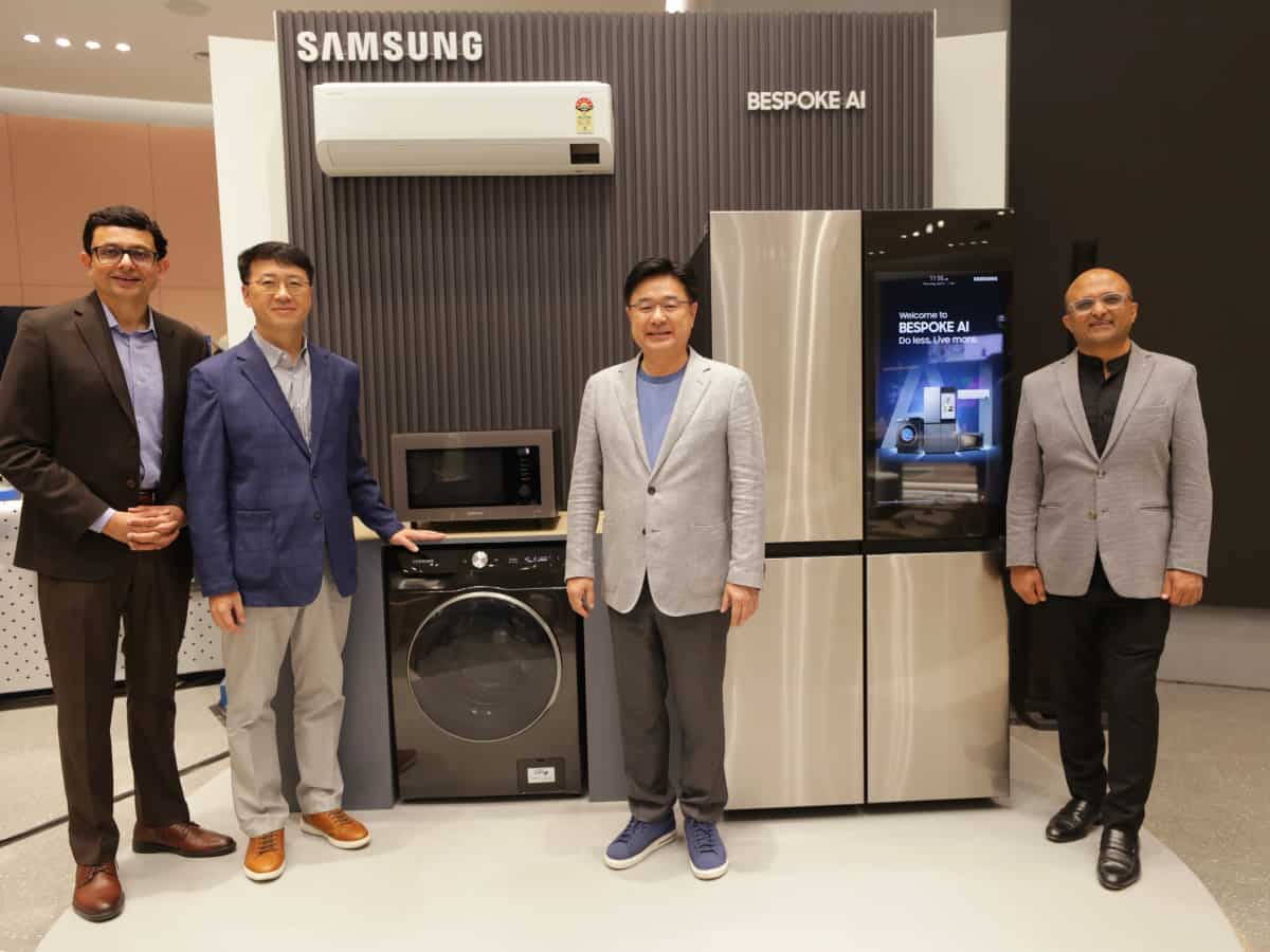 Samsung ने कस्टमर्स के लिए किए बड़े ऐलान- स्मार्ट AC, फ्रिज, वॉशिंग मशीन जैसे प्रोडक्ट्स की रेंज शोकेस, BeSpoke AI से हैं लैस