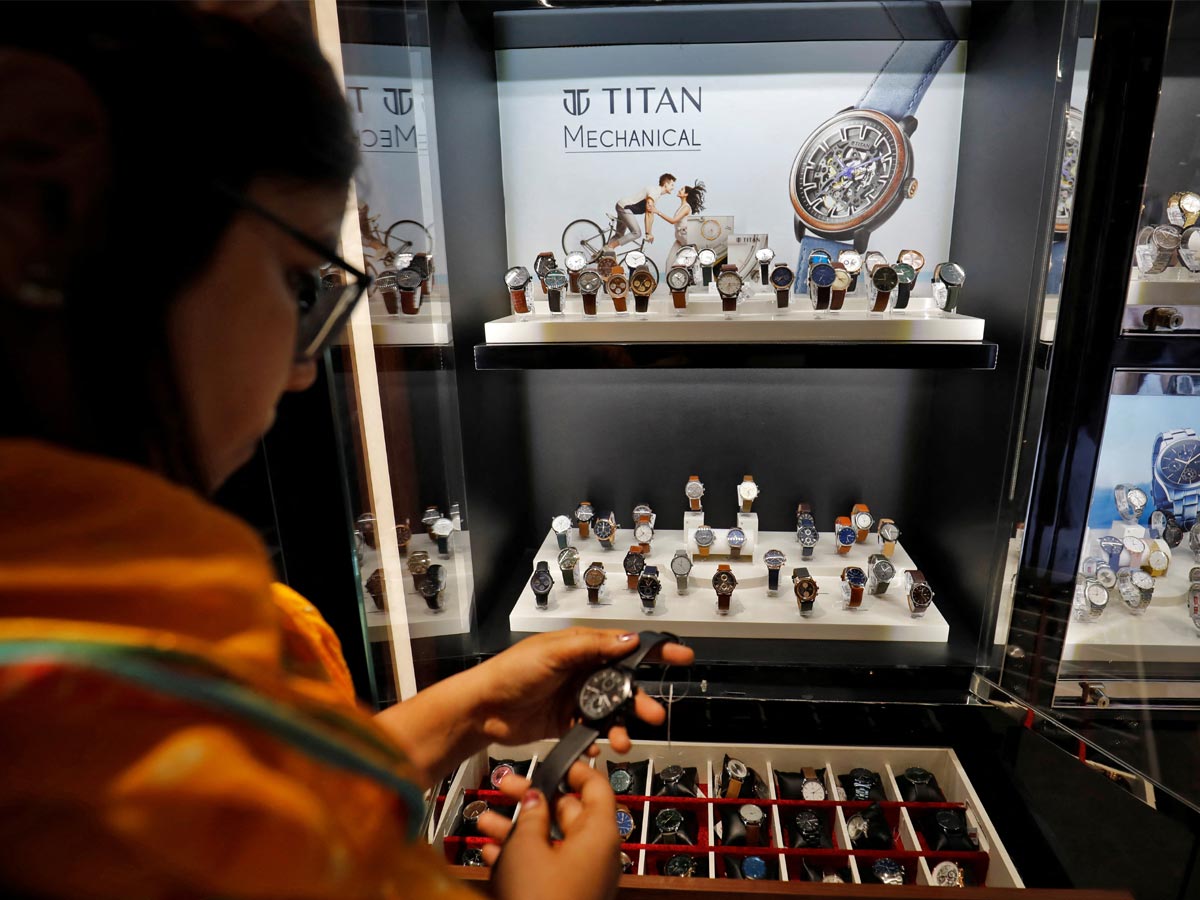 Q4 Updates:Titan का रेवेन्यू 34 फीसदी उछला, इस सेगमेंट से हुई सबसे ज्यादा बिक्री,एक साल में दिया 47% रिटर्न