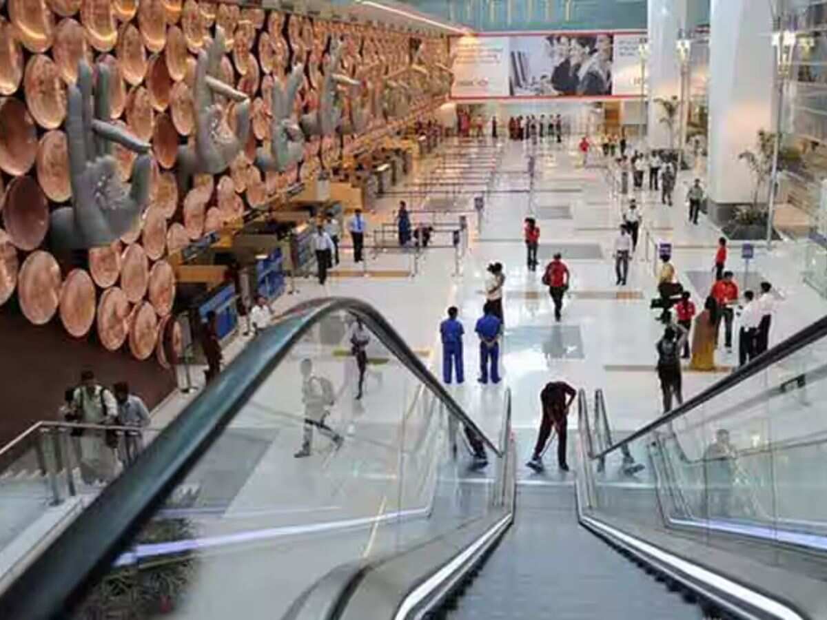 Delhi Airport पर 'एटम बम' की धमकी देना पड़ा भारी, पुलिस ने गुजरात के इन 2 लोगों को किया गिरफ्तार