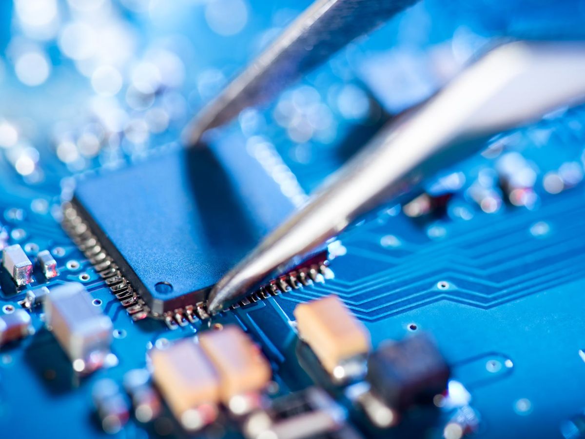 Tata Electronics करने वाली है बड़ी डील, खरीदेगी iPhone बनाने वाली एक और यूनिट, लोकसभा चुनावों के बाद हो सकती है डील