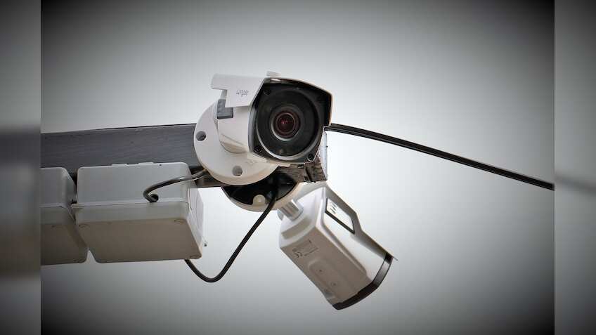 पब्लिक सेफ्टी को लेकर अलर्ट मोड में सरकार, CCTV को लेकर जारी किया नोटिफिकेशन