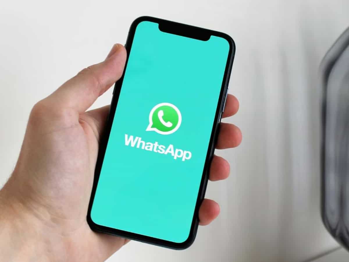 WhatsApp ला रहा है कमाल के एडिटिंग टूल्स, वीडियोज पर Texts लिखने से लेकर कर सकेंगे ये दिल खुश कर देने वाले काम