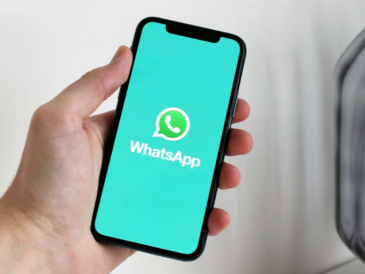 WhatsApp ला रहा है कमाल के एडिटिंग टूल्स, वीडियोज पर Texts लिखने से लेकर कर सकेंगे ये दिल खुश कर देने वाले काम