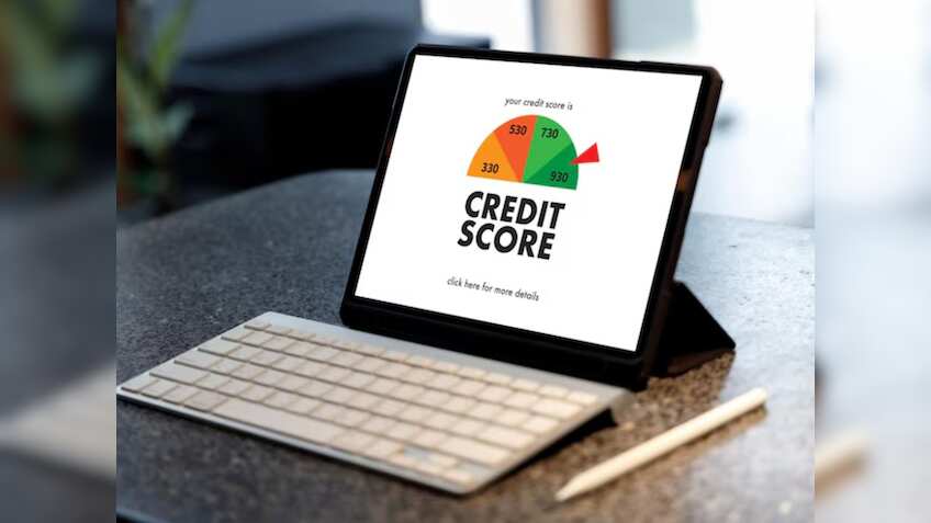 वो 5 फैक्टर्स जिनसे आपका Credit Score प्रभावित होता है, पहले जानें फिर सिबिल स्कोर मजबूत करें