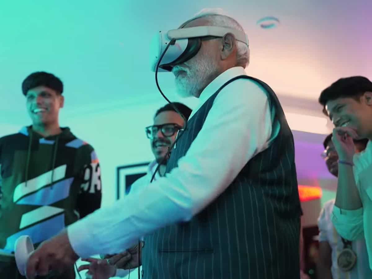 LokSabha Elections 2024: देश के टॉप गेमर्स से मिले पीएम मोदी, VR Headsets पहनकर खेला गेम
