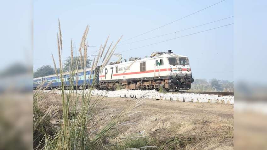 गर्मियों में रेलवे की MP के यात्रियों को सौगात, वैष्णो देवी समेत रतलाम स्टेशन पर रुकेंगी तीन जोड़ी स्पेशल ट्रेन,देखें शेड्यूल