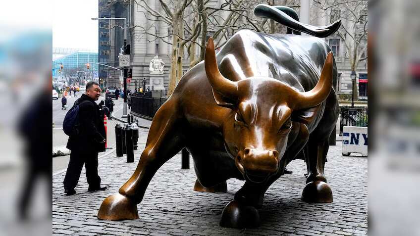 Market Wrap: बाजार में Gold-en रैली, शेयर मार्केट में खिला रहा मूड; आगे कहां दिखेगी चमक?