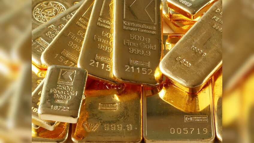 सोने में तूफानी तेजी, पहली बार 74 हजार रुपए के करीब पहुंचा भाव,चांदी 2600 रुपए हुई महंगी