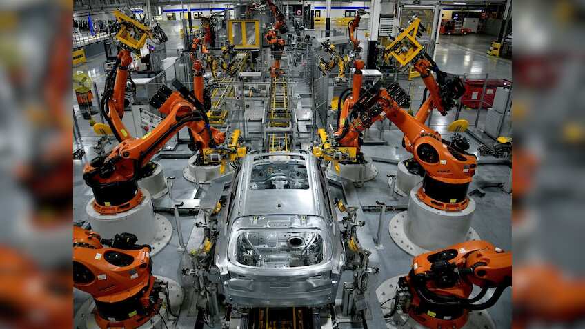फरवरी में Industrial Production में जबरदस्त उछाल, खनन में तेजी का मिला फायदा