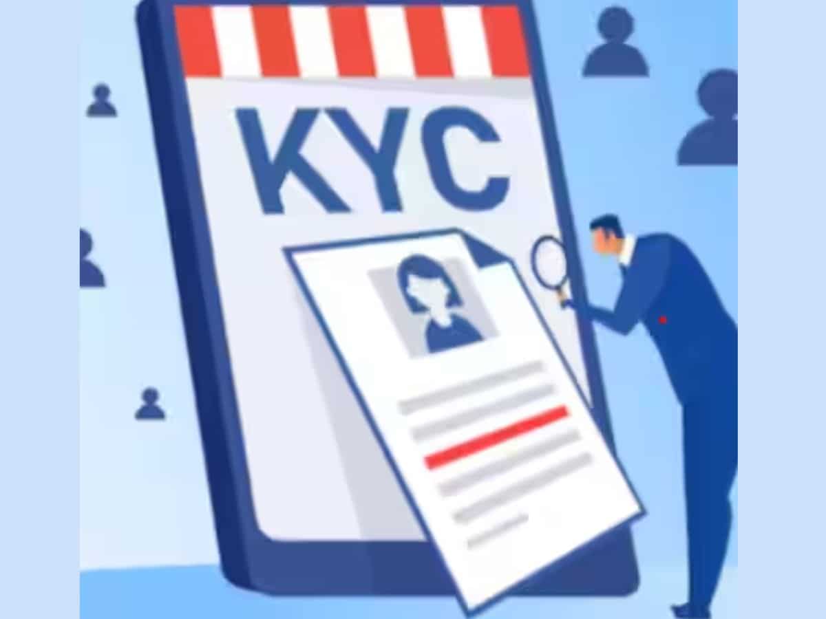 बार-बार KYC डॉक्‍यूमेंट्स जमा करने के झंझट से मुक्ति दिलाएगा Uniform KYC, जानें इसके क्‍या हैं फायदे 