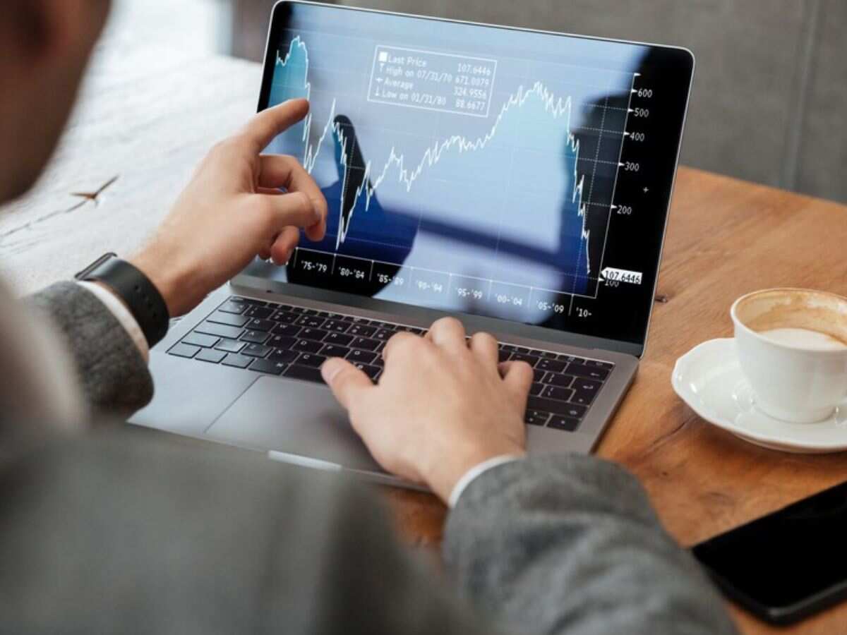 Stocks to Buy: बंपर मुनाफा देंगे ये 3 मिडकैप स्टॉक, एक्सपर्ट से जानिए टारगेट