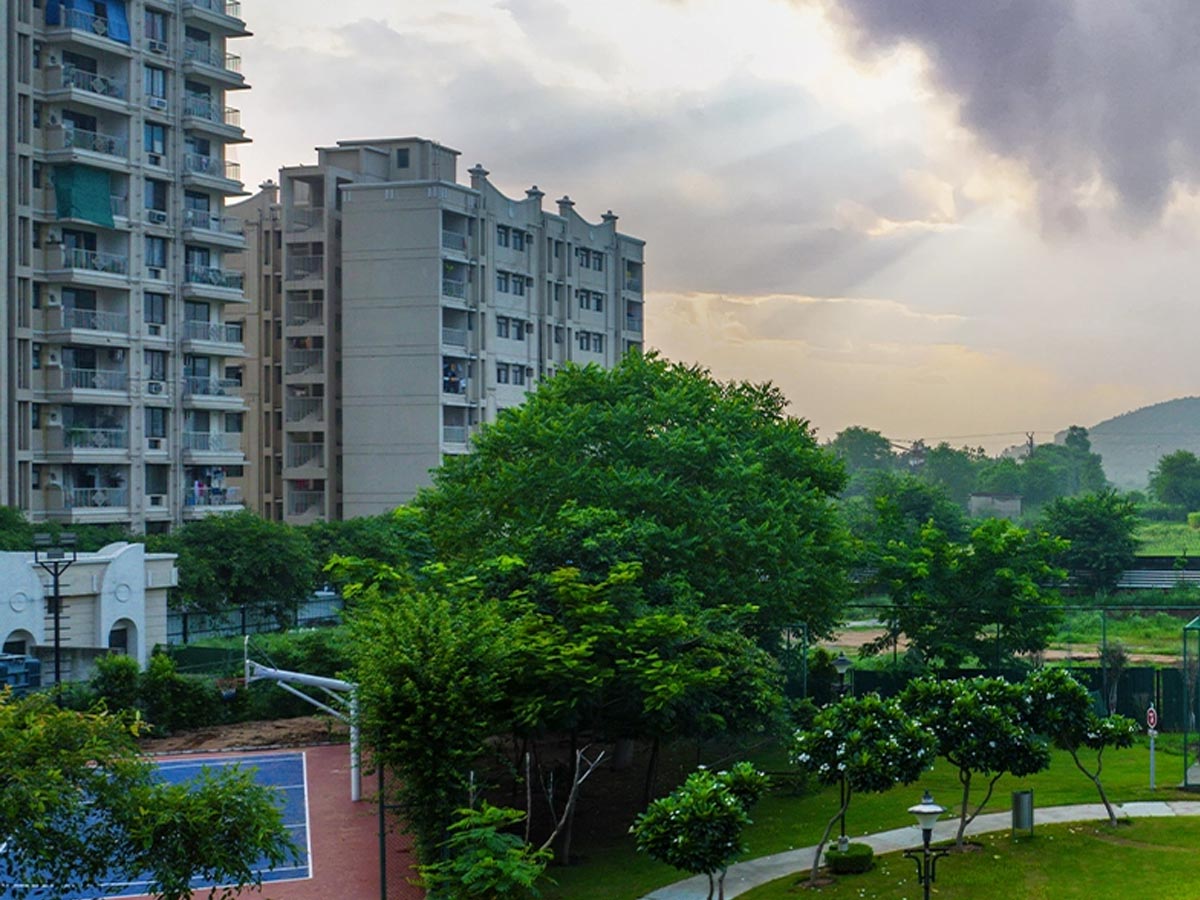 15 मिनट में बिके इस रियल एस्टेट्स कंपनी के 440 करोड़ रुपए के फ्लैट्स, एक साल में दिया 96% रिटर्न