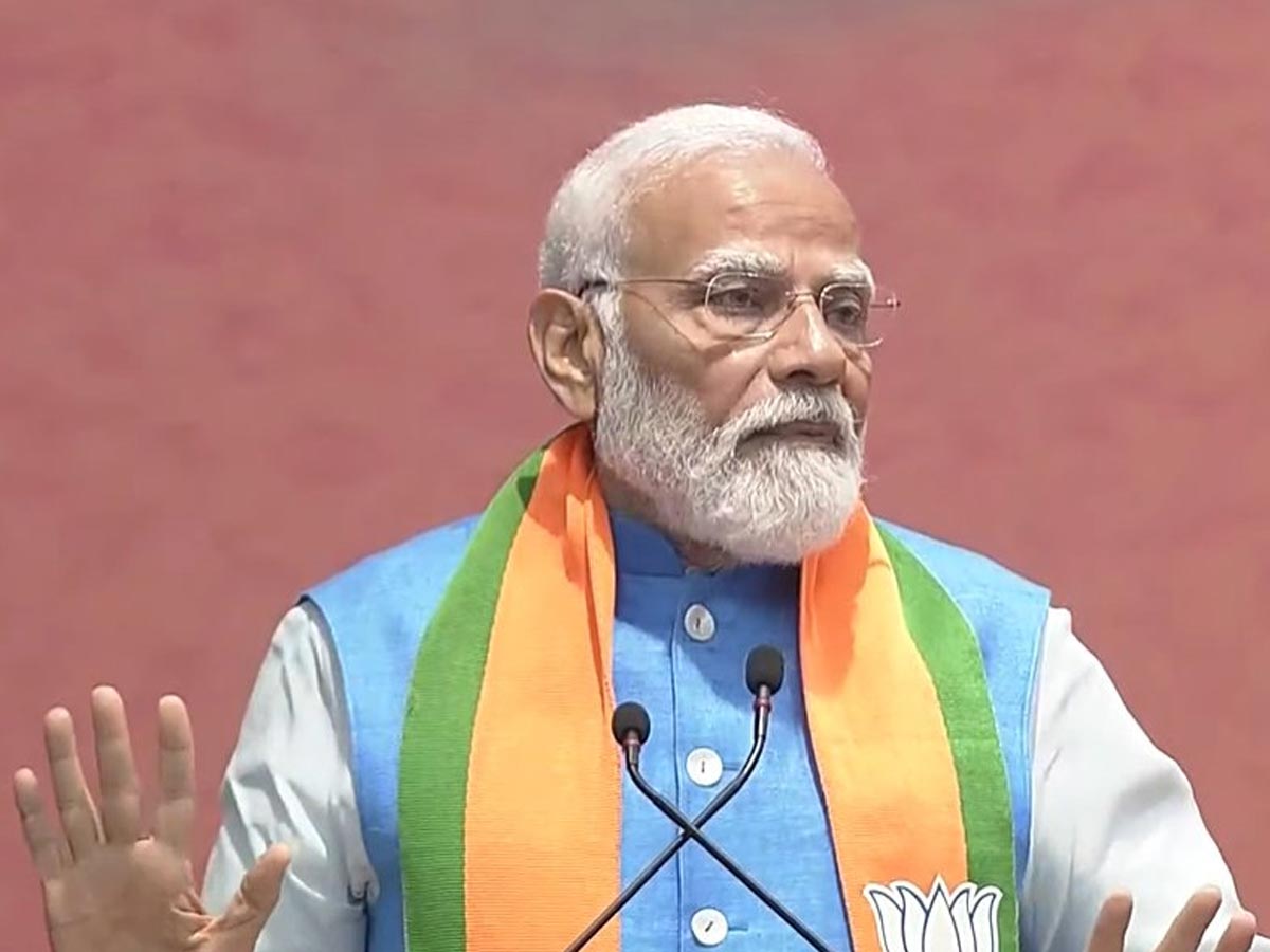 अपने घर का सपना होगा पूरा, मिलेंगे हाई वैल्यू रोजगार, मेनिफेस्टो में बीजेपी ने मिडिल क्लास से किए ये बड़े वादे