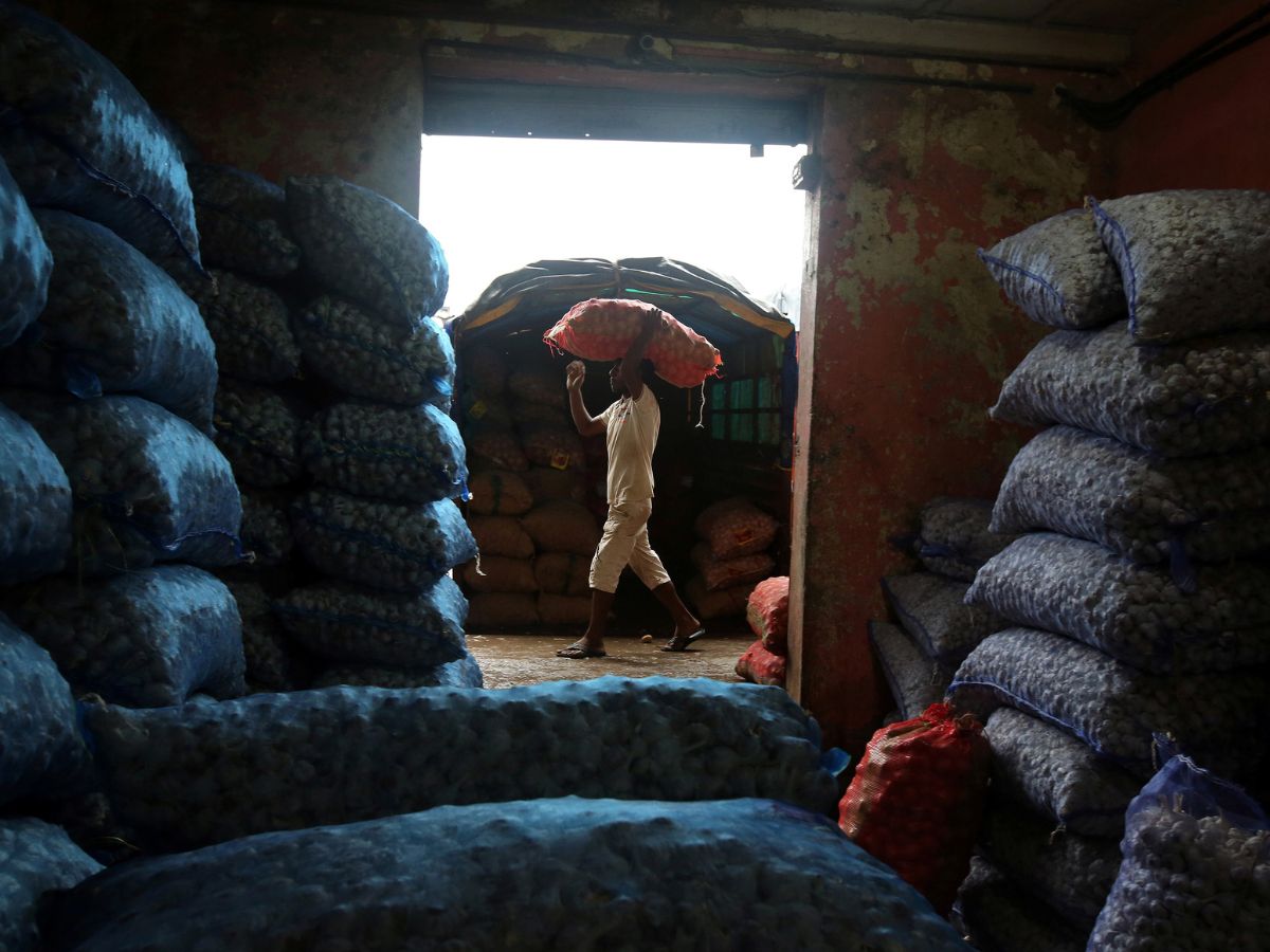 लोकसभा चुनावों के पहले बढ़ गई थोक महंगाई, मार्च में WPI 0.53% पर पहुंचा, इन चीजों के बढ़े दाम