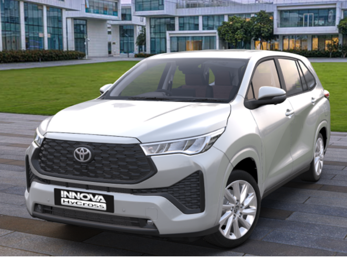 Toyota ने लॉन्च की नई कार; 8-सीटर सपोर्ट के साथ मिलेंगे धांसू फीचर्स, जानें माइलेज समेत कीमत