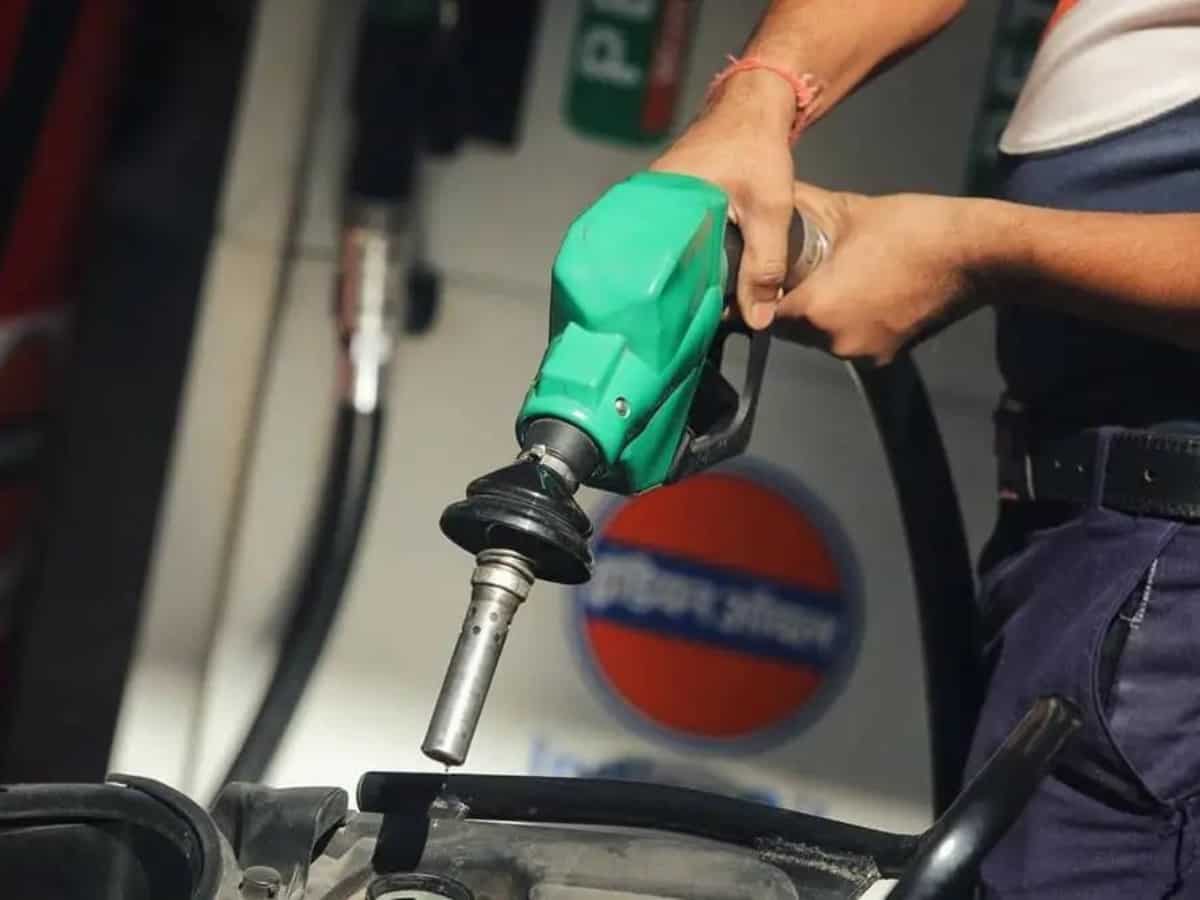 चुनावी सीज़न में ज्यादा बिक रहा है पेट्रोल, डीजल की मांग पर क्या है OMCs की ताजा रिपोर्ट