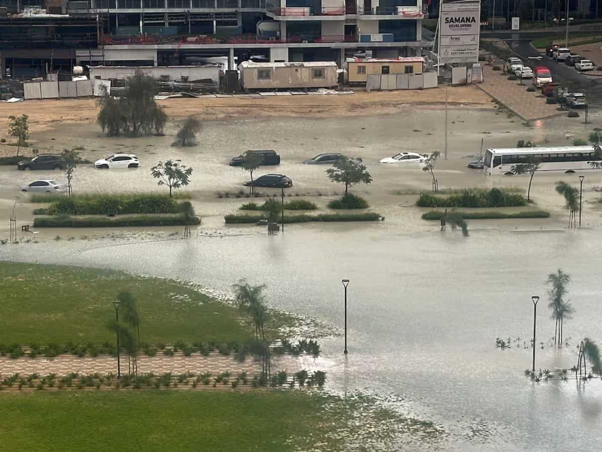 Dubai Flight Cancelled: रेगिस्तान में बरसी 'आफत की बारिश', 18 अप्रैल तक कैंसिल हो गई सभी उड़ानें