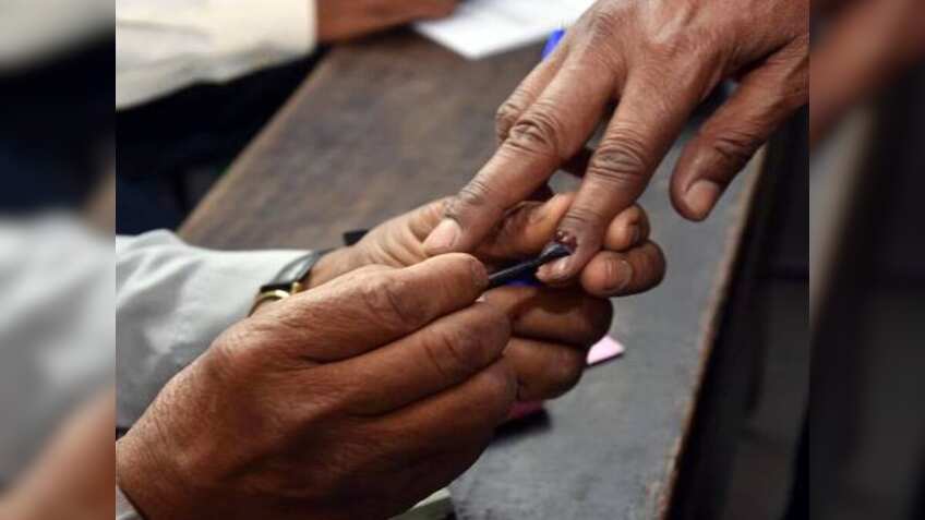 Lok Sabha Election Phase 1: वोटर लिस्ट में है या नहीं आपका नाम? ऐसे घर बैठे आसानी से करें चेक
