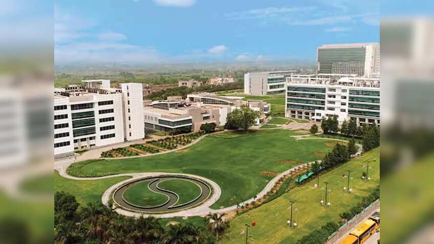 दिग्गज टेक कंपनी ने किया 900% अंतरिम डिविडेंड का ऐलान, नोट करें रिकॉर्ड डेट, Q4 में घटा मुनाफा