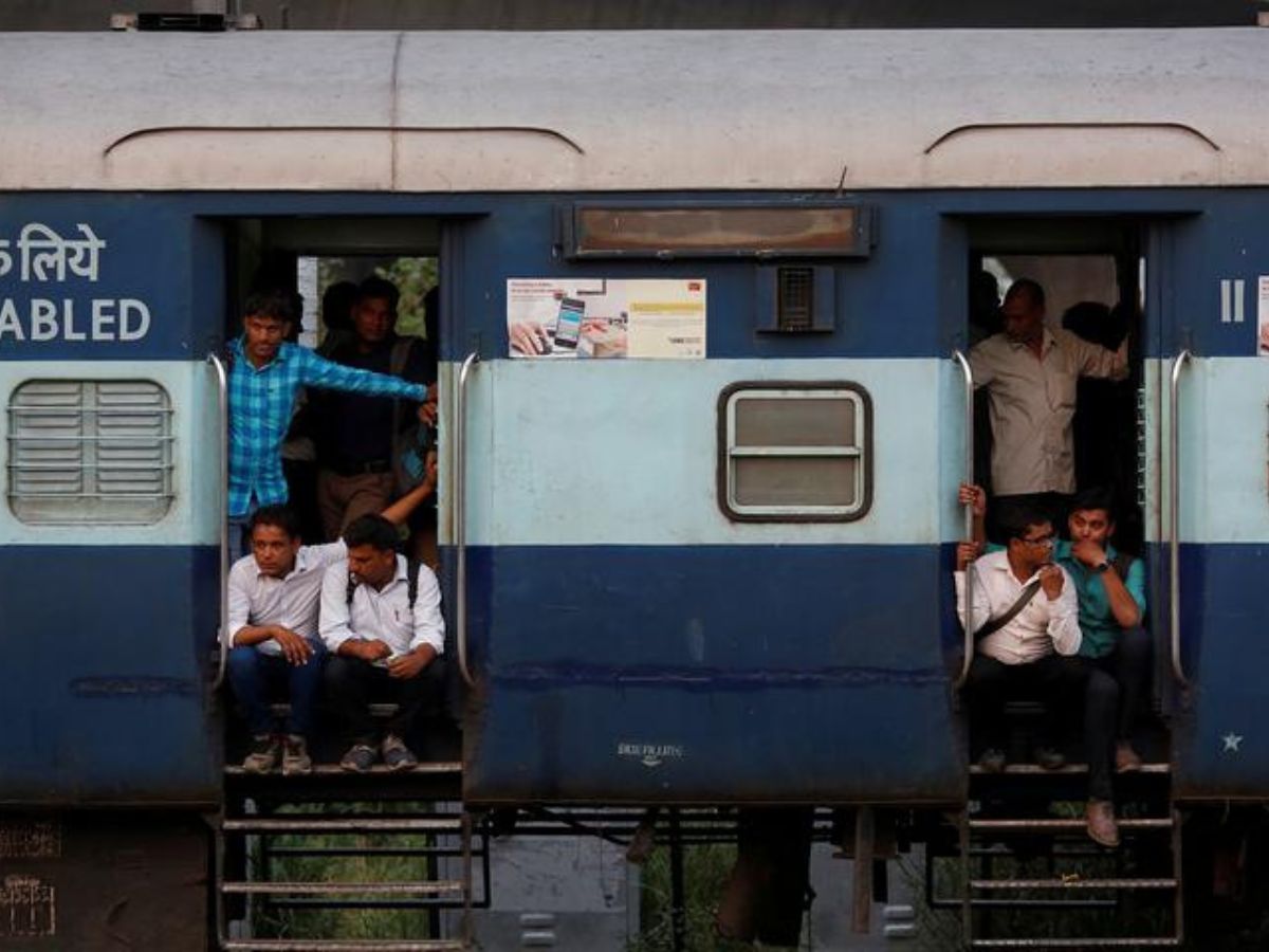 यूपी-बिहार जाने के लिए नहीं मिला टिकट? रेलवे ने किया कई समर स्पेशल ट्रेनों का एलान, यहां देखिए शेड्यूल