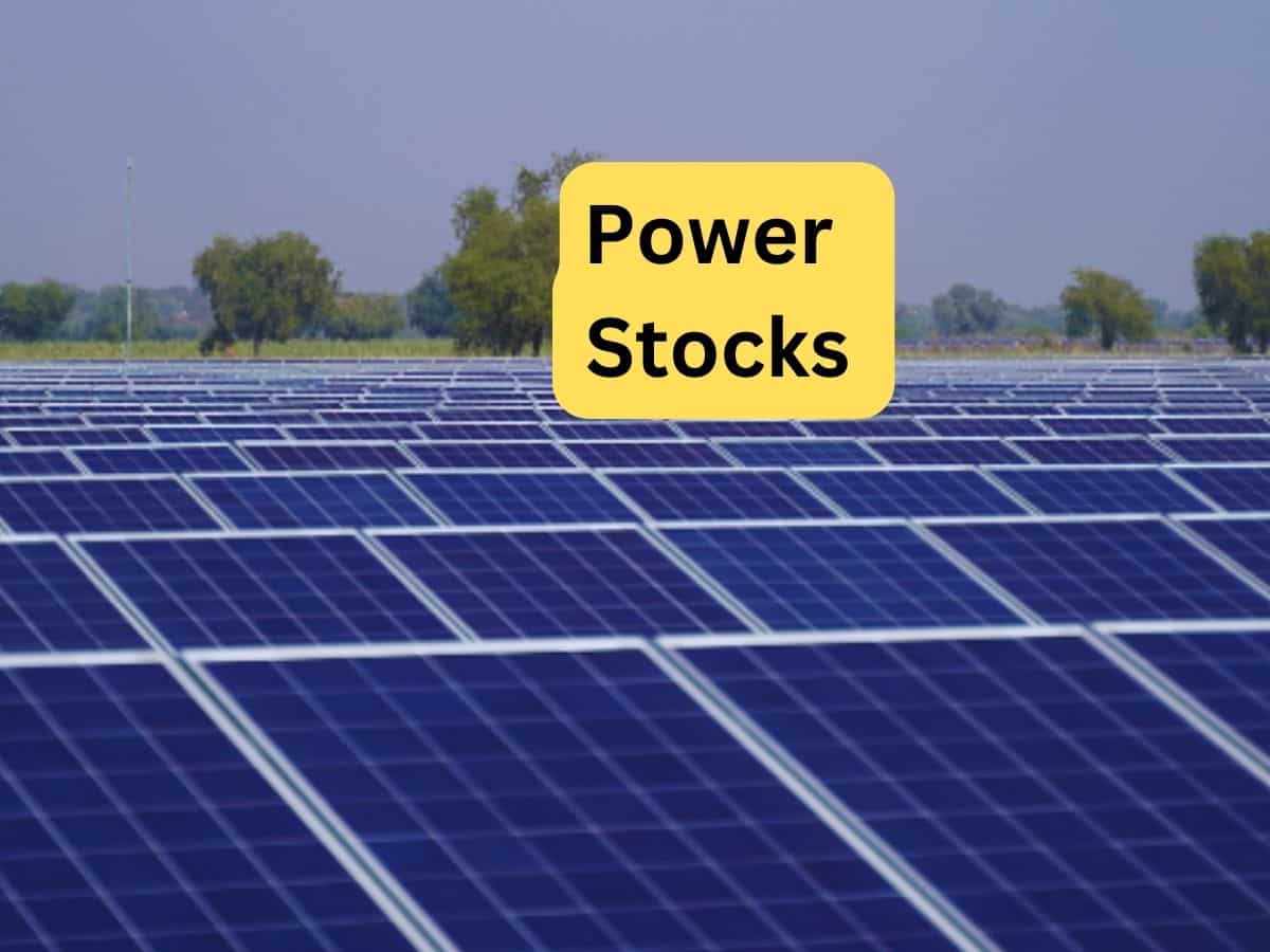 मल्टीबैगर Power Stocks के लिए गुड न्यूज; कंपनी को मिले सोलर प्रोजेक्ट्स के ठेके, 6 महीने में 230% रिटर्न