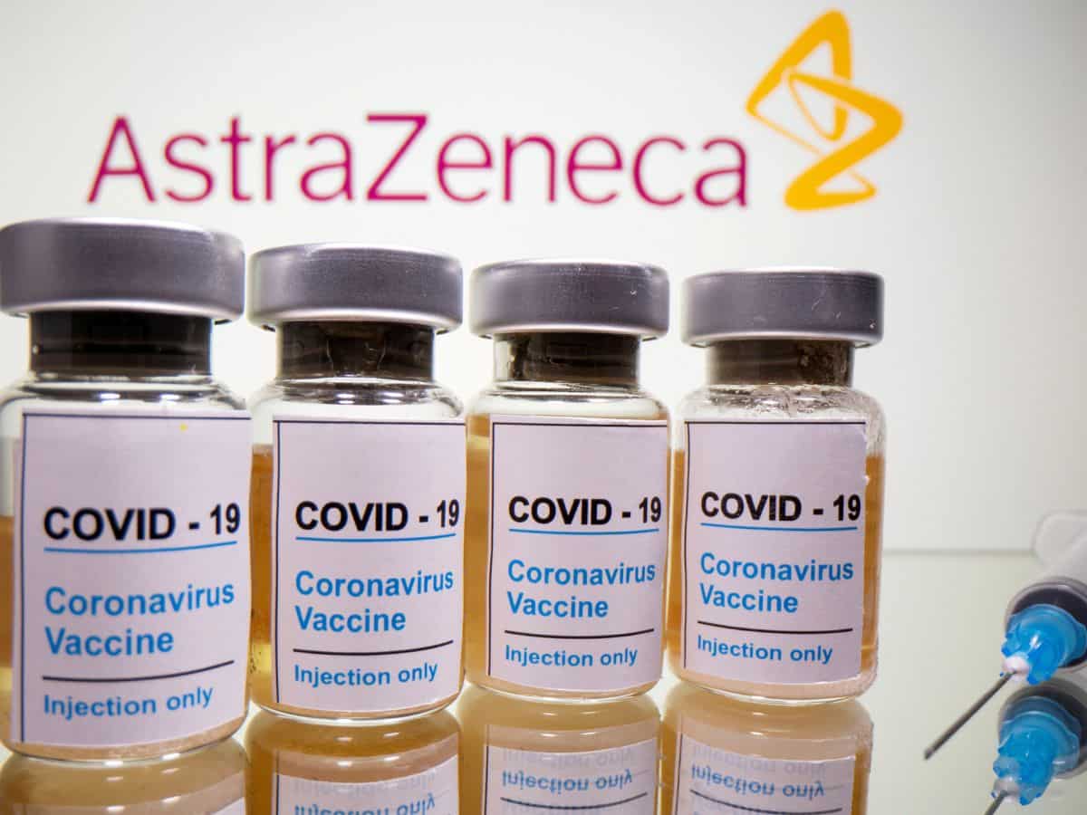 कोरोना वैक्सीन पर AstraZeneca के कबूलनामे के बाद क्या आपको घबराना चाहिए? डॉक्टर्स से जानिए पूरी बात