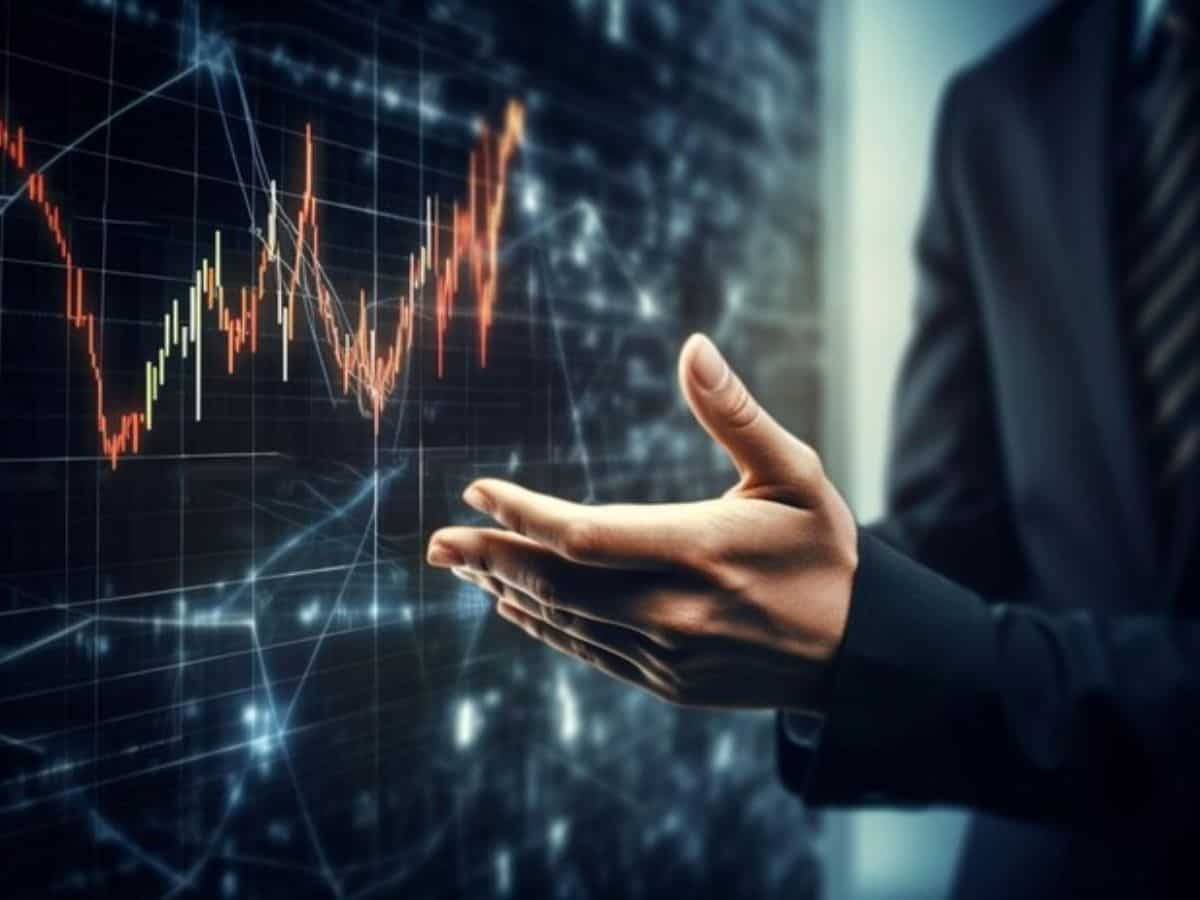 Sobha Share Price Target