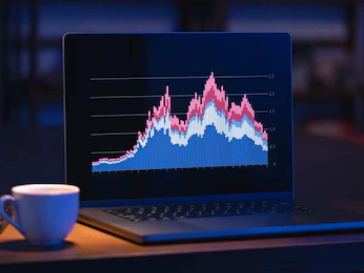 Power Stock: QIP से ₹1000 करोड़ जुटाएगी ये ग्रीन एनर्जी कंपनी, 1 साल में 450% का मल्टीबैगर रिटर्न