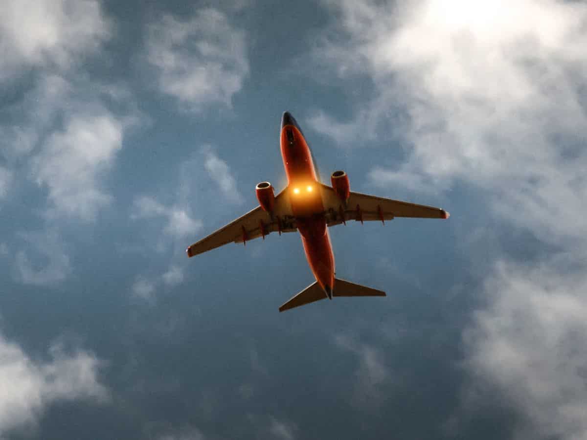 डोमेस्टिक हवाई किराए में 40 फीसदी तक हुई बढ़ोतरी, फिर भी भारत में दुनिया में सबसे कम है एयर फेयर
