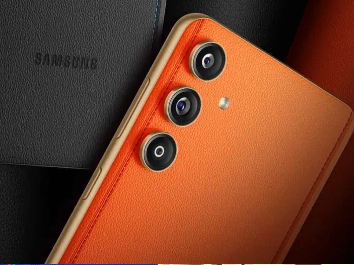 लेदर डिजाइन के साथ एंट्री लेने जा रहा है Samsung का धांसू स्मार्टफोन, जानें लॉन्च से पहले कीमत, फीचर्स से लेकर सबकुछ