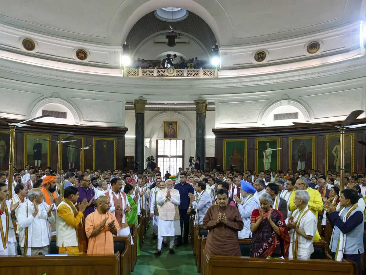 मूडीज का दावा, गठबंधन सरकार में फैसले लेने की प्रक्रिया हो सकती है धीमी, निवेशकों का कम हो सकता भरोसा