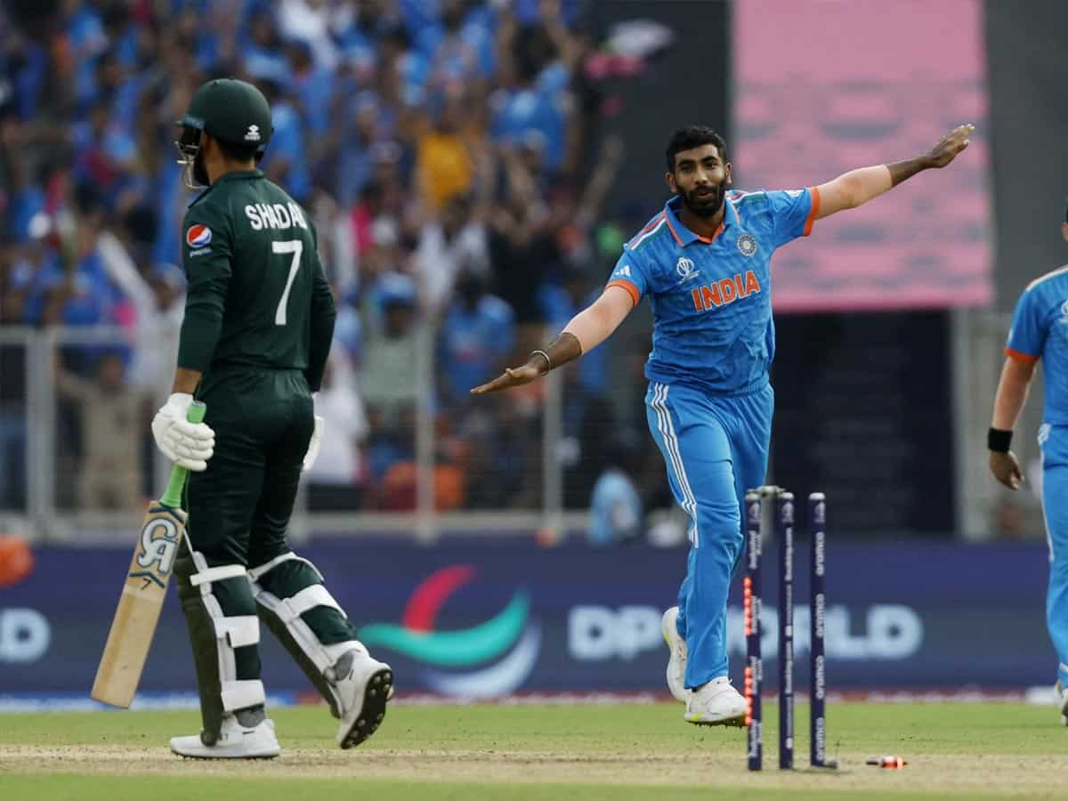 Ind Vs Pak Live Streaming: कब और कहां पर देखें भारत बनाम पाक महामुकाबला लाइव, हेड टू हेड समेत जानिए हर डीटेल