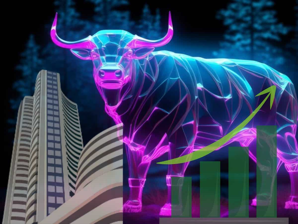 Stock Market Closing: सेंसेक्स-निफ्टी सपाट बंद; Bank Nifty करीब 1000 अंक चढ़ा; बैंकिंग शेयरों ने मचाई धूम